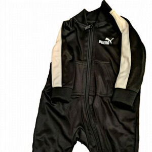 INFANT Puma Onesie size 3-6 months, track suit, onesie, sporty baby